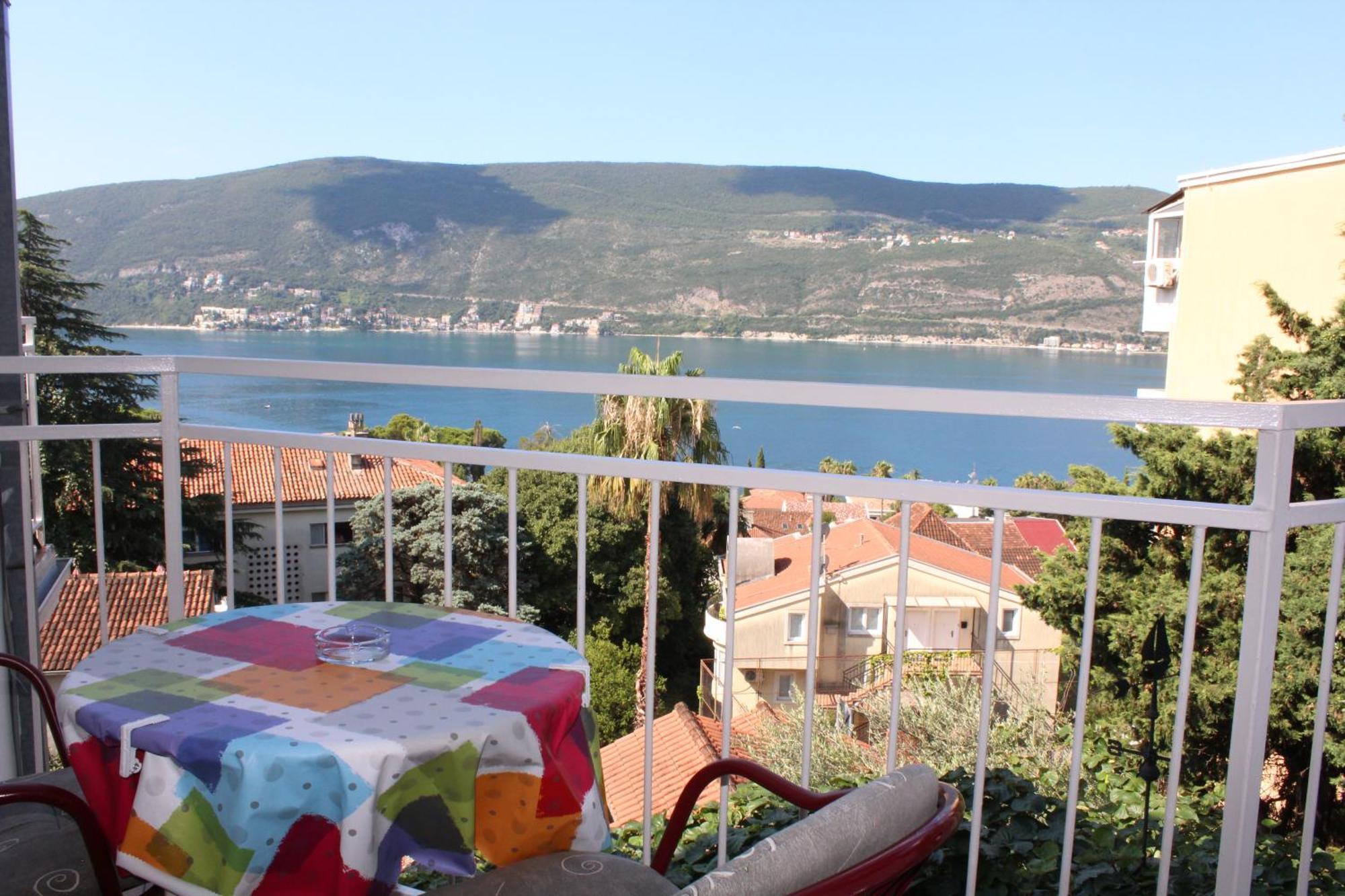 Guest House Tomanovic Herceg Novi Oda fotoğraf